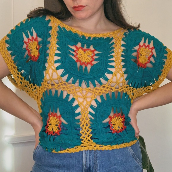 Vintage Crochet Floral Star Top - Picture 1 of 4